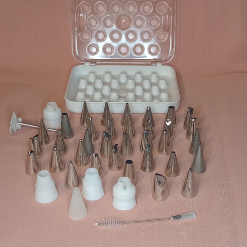 Wilton metal icing nozzles - icing,