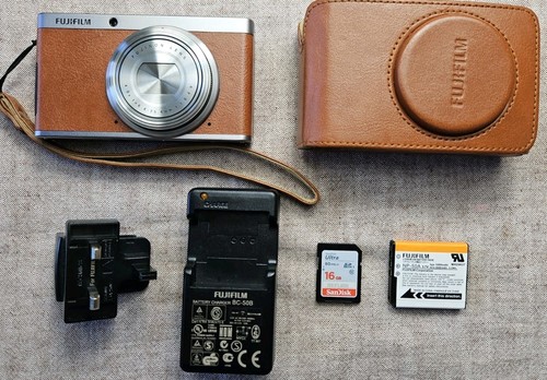 Fujifilm xf1 series - xf1,