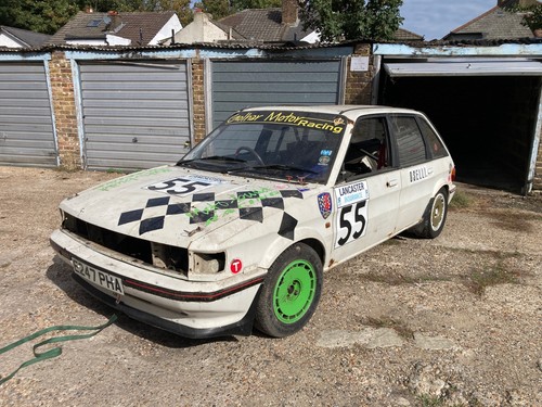 Maestro race car - race, rolling