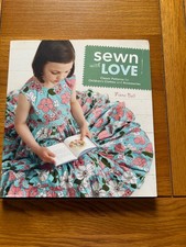 SEWN WITH LOVE CHILDRENS CLOTHES BY FIONA BELL PAPERBACK 2010 WITH CD