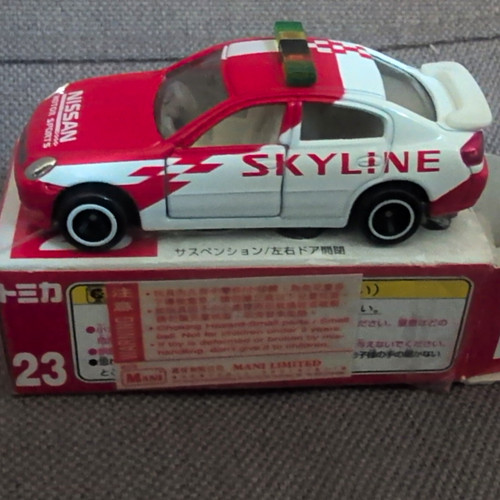 Tomy tomica nissan - no.23,