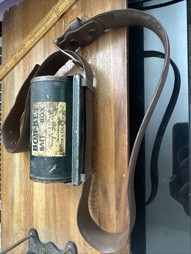 Vintage bob bet metal - bait, box