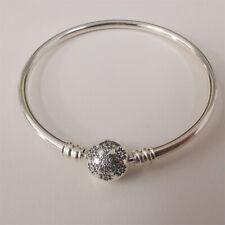pandora unique silver bangle snowflake moments