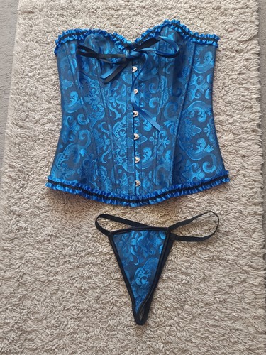 Womens vintage blue and black