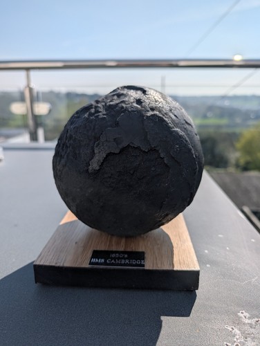 Naval cannon ball - lb,