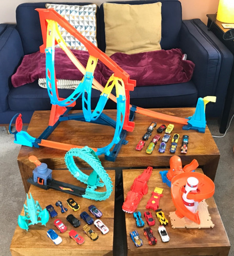 Hot wheels track builder - hot,