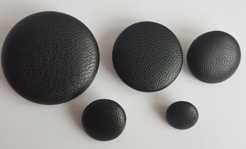 Black leather round buttons - black,