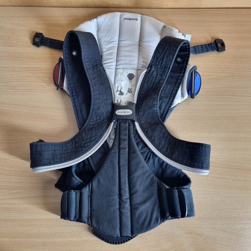 Baby bjorn - baby, black