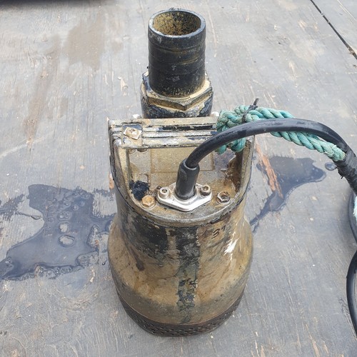 Industrial under water pump - under,