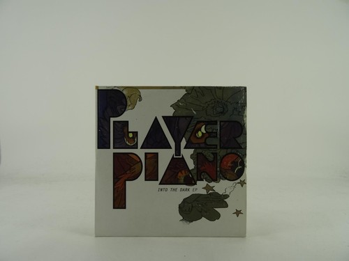 Player piano into the - piano, dark