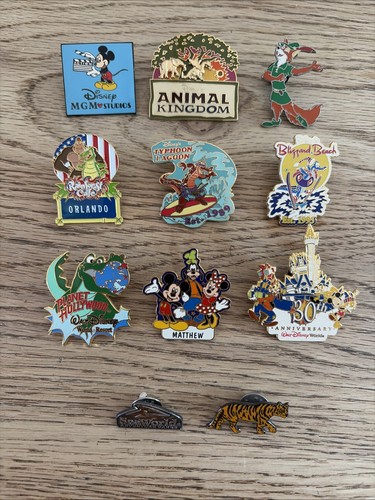 Disney pin badges - pin,