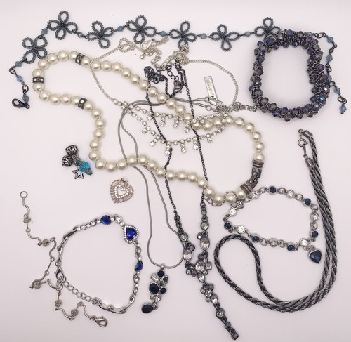 Necklace jewellery bundle - necklace,