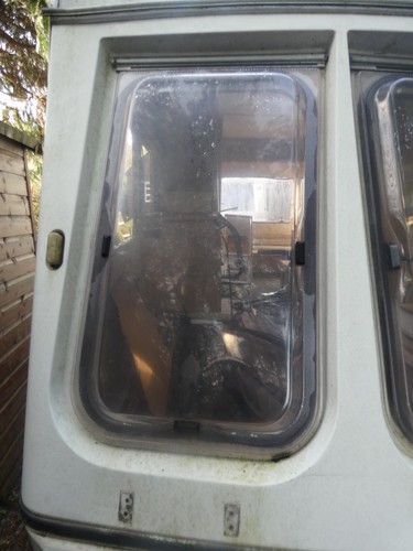 Caravan window swift - caravan, window,swift