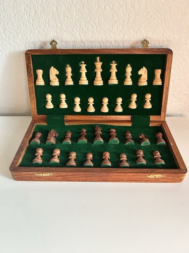 Vintage magnetic wood - wood, chess