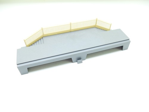 Hornby 507 platform - hornby, steps