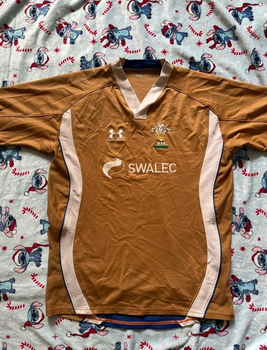 Wales vintage under armour - vintage,