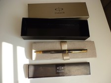 Parker Insignia Twist Ballpoint Pen in Ribbed Grey With Gold Trim 1995 USA Boxed