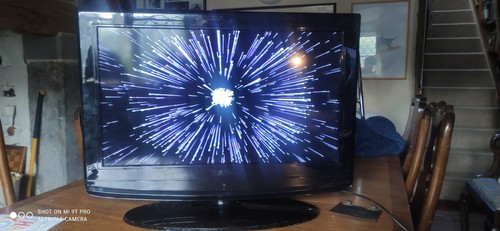 Umc inch ready tv - 26-inch,