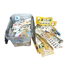 Huge Mixed World Stamps Bundle