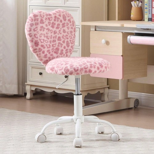 Leopard print heart - print,