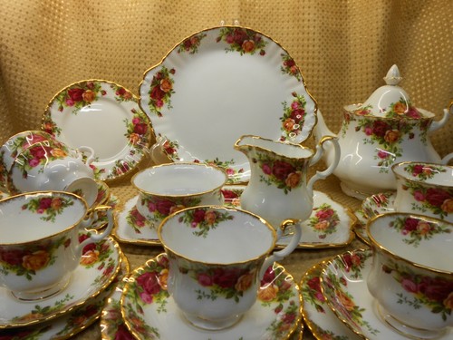 Royal albert old country roses - old,