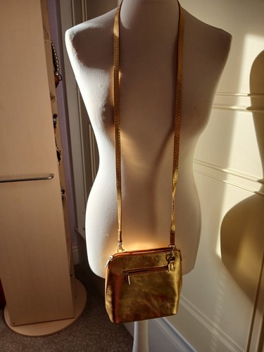 Italy vera pelle gold - italy, metallic