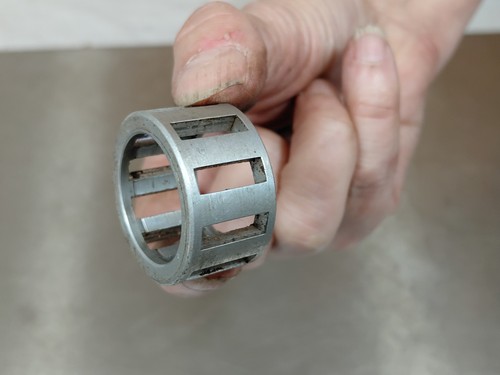 Bearing roller cage big end - bearing,