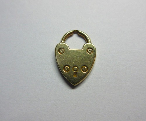 Vintage hallmarked solid 9ct - hallmarked,