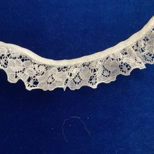 Gathered Lace Ivory/ Cream 1.25 Inches 3cm Lace Trim Sold Per Metre Brand New