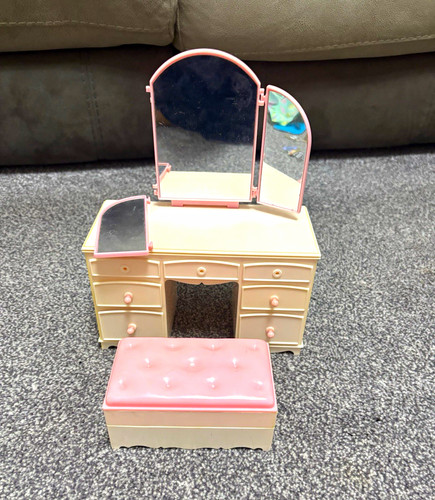 Vintage sindy dressing table - vintage,