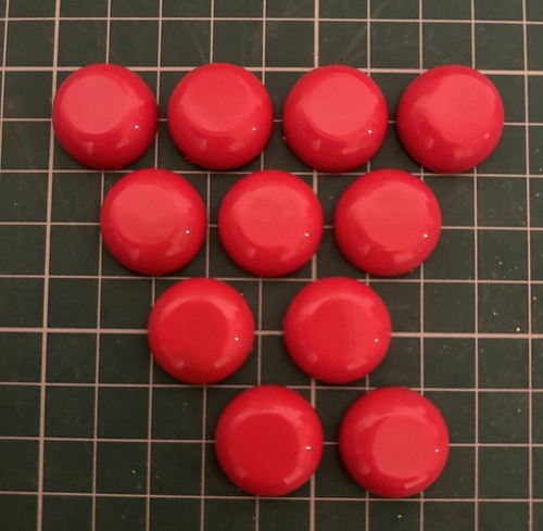 Subbuteo heavyweight red bases - subbuteo,