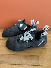 Evolv Phantom Climbing Shoes