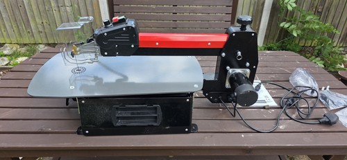 Scroll saw variable speed - 22",