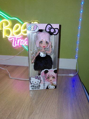 Hello kitty manga doll golden - kitty,