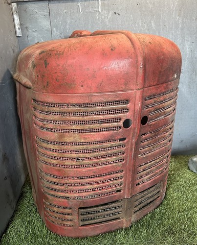 Antique farmall tractor - antique,