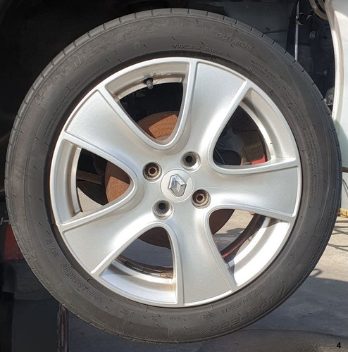 Renault clio alloy wheel - renault,