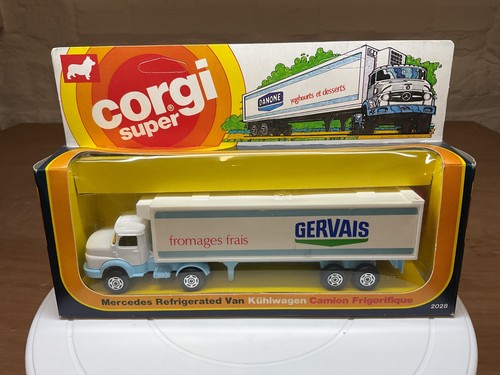 Corgi super 2028 mercedes - corgi, no
