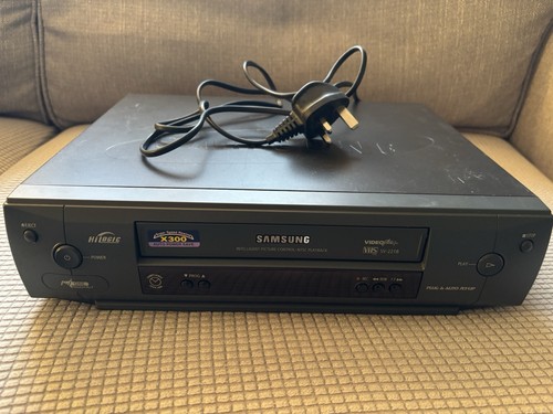Samsung vhs player 221b - samsung, sv-221b