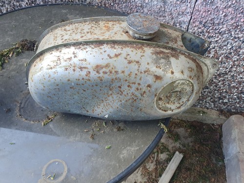 Bsa bantam petrol tank - bsa,