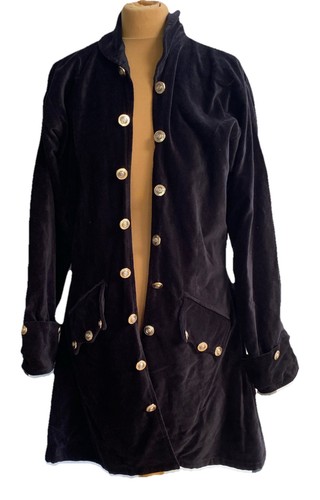 The pirate dressing jacket - the,
