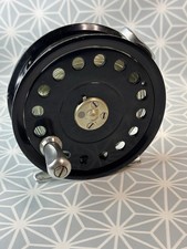 A GOOD VINTAGE MILWARD'S 3 3/4" FLYCRAFT TROUT/SEA TROUT FLY FISHING REEL & CASE