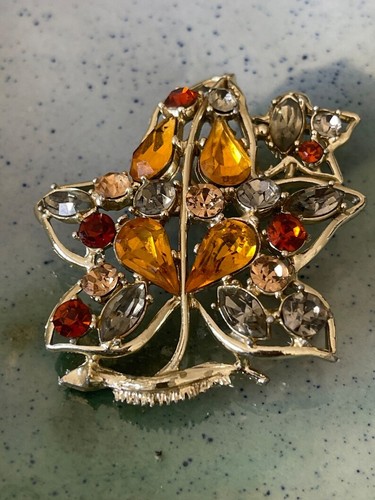 Exquisite large vintage leaf - vintage,