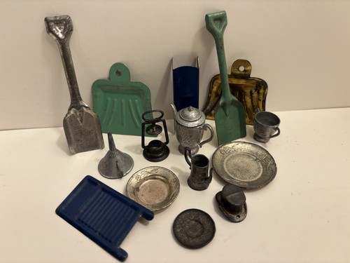 1930 tin toy cracker - tin, jack