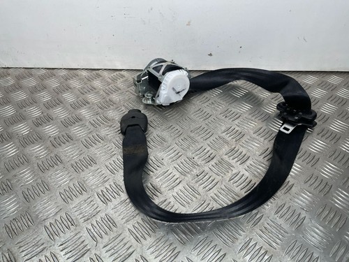 Fiat 500 2024 front right - front,