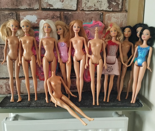 Damaged barbie bundle - damaged,