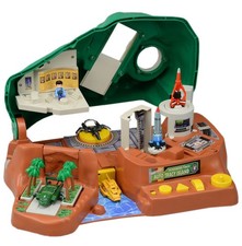 Thunderbird Tomica Dispatch Auto Tracy Island Diecast Cat Toy Takara Tomy Japan