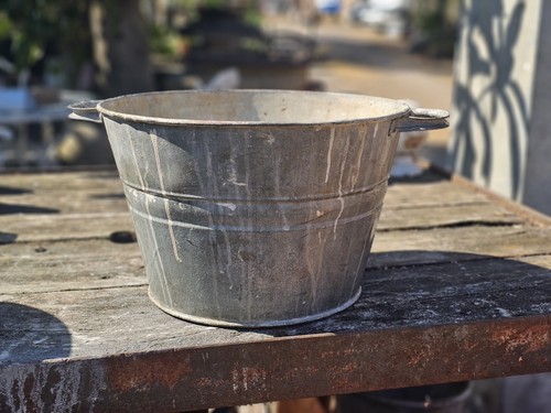 Vintage english galvanise tin - vintage,