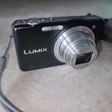 Panasonic Lumix DMC-SZ1 16.1MP  Digital Camera with original charger 