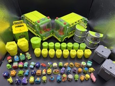 The Grossery Gang Trash Pack Bundle With Muck Truck Garbage Bin Lorry & Figures