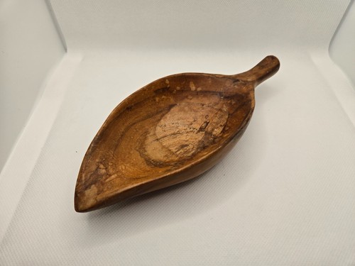 Handcrafted olive wood - olive,